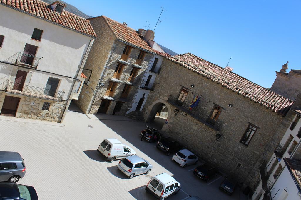 Hotel D'Ares Ares del Maestre Exterior photo