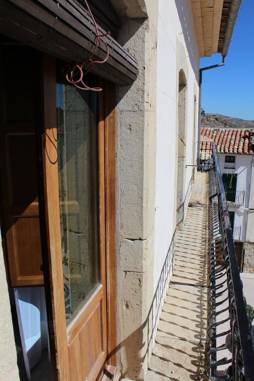Hotel D'Ares Ares del Maestre Exterior photo